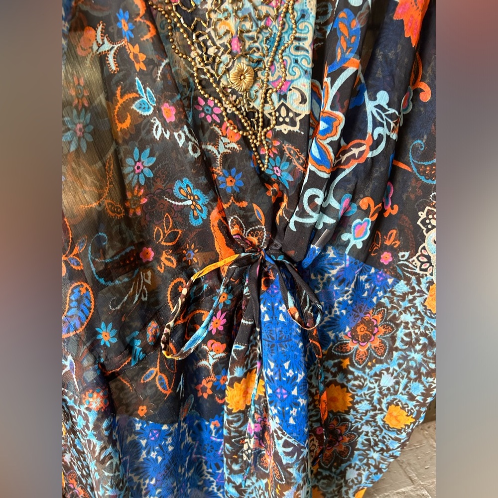 Tunic - Picture 2 of 4